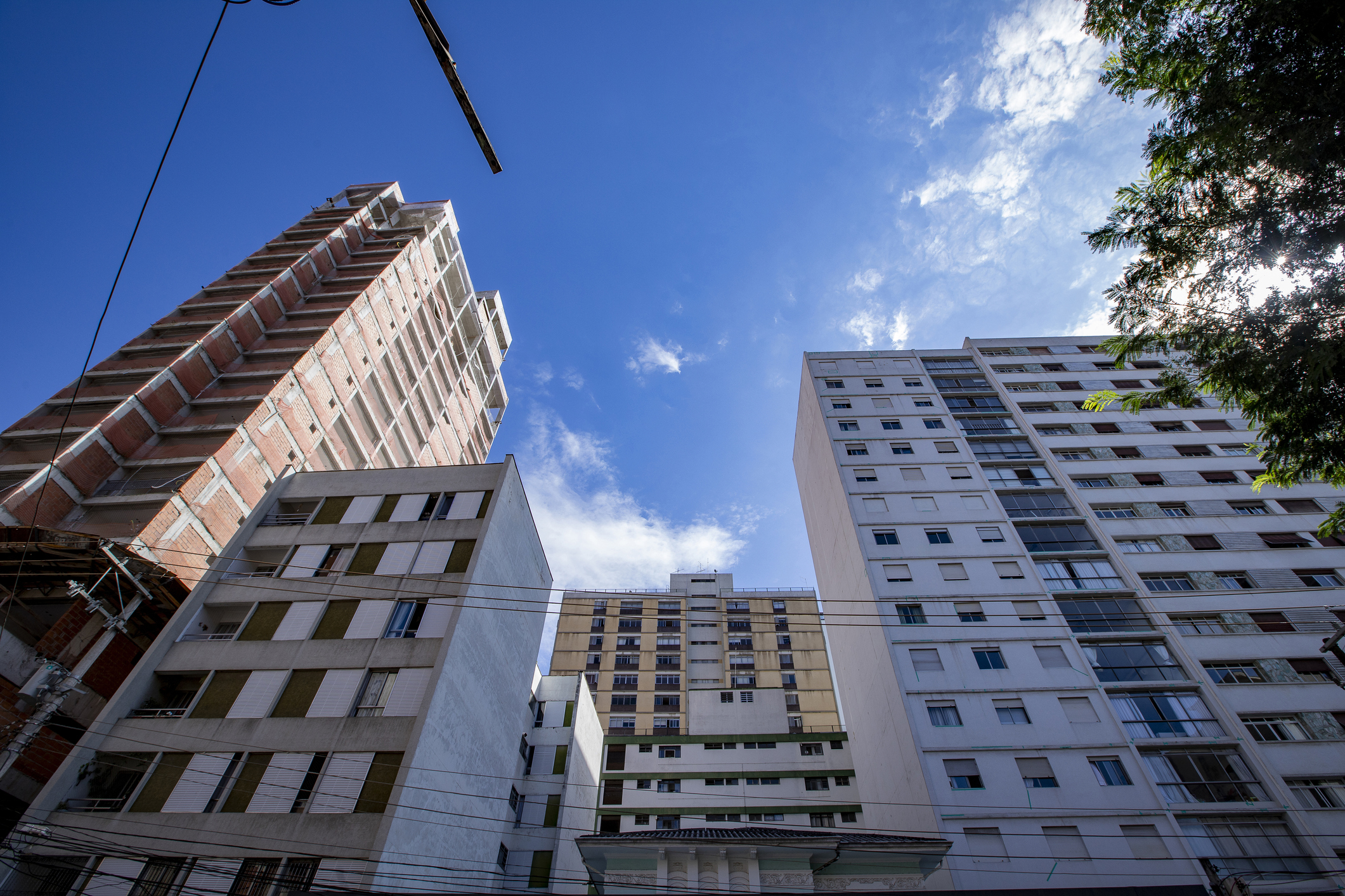 Edificios residenciales en una ciudad