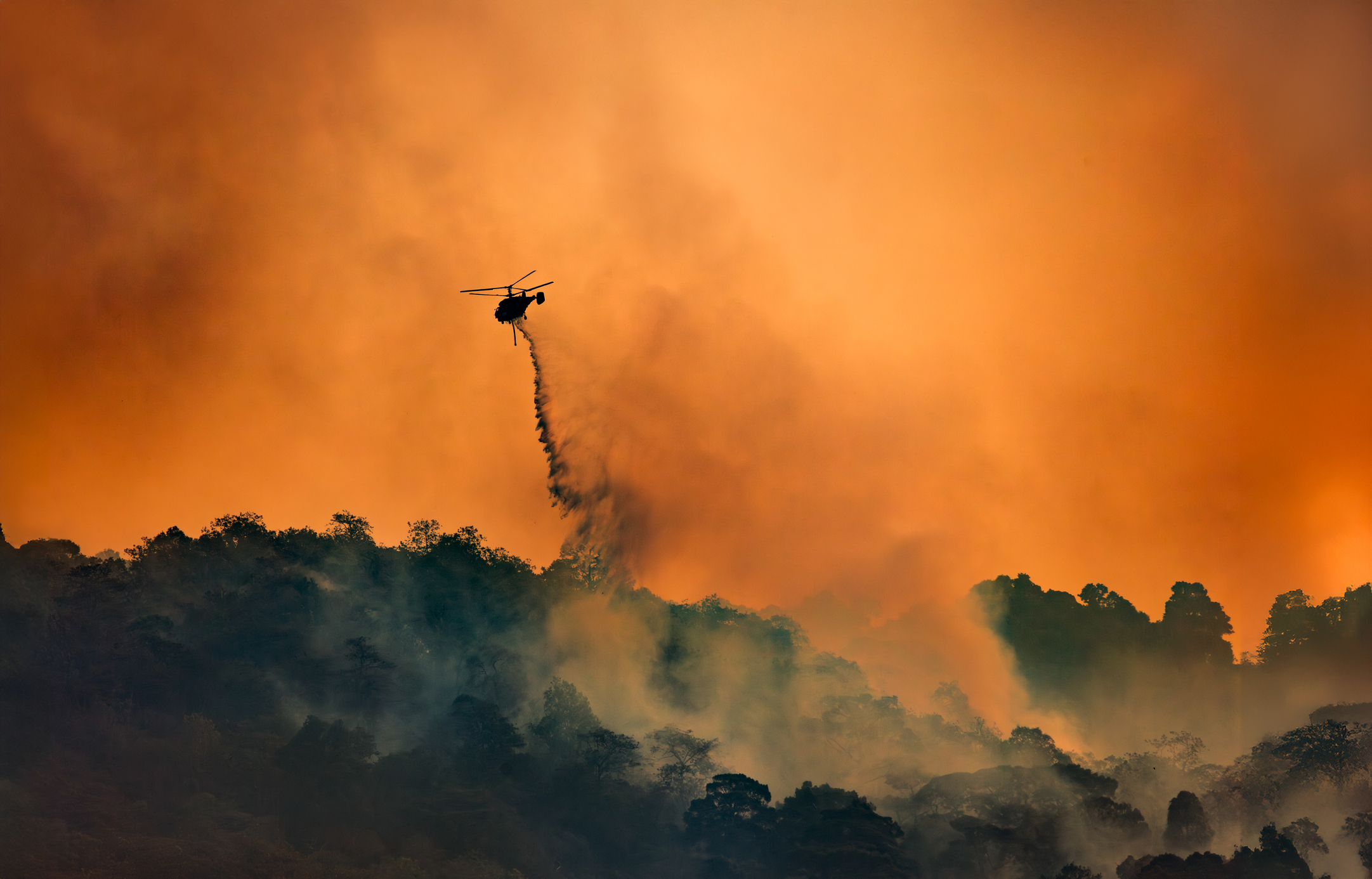 Helicóptero de extinción de incendios