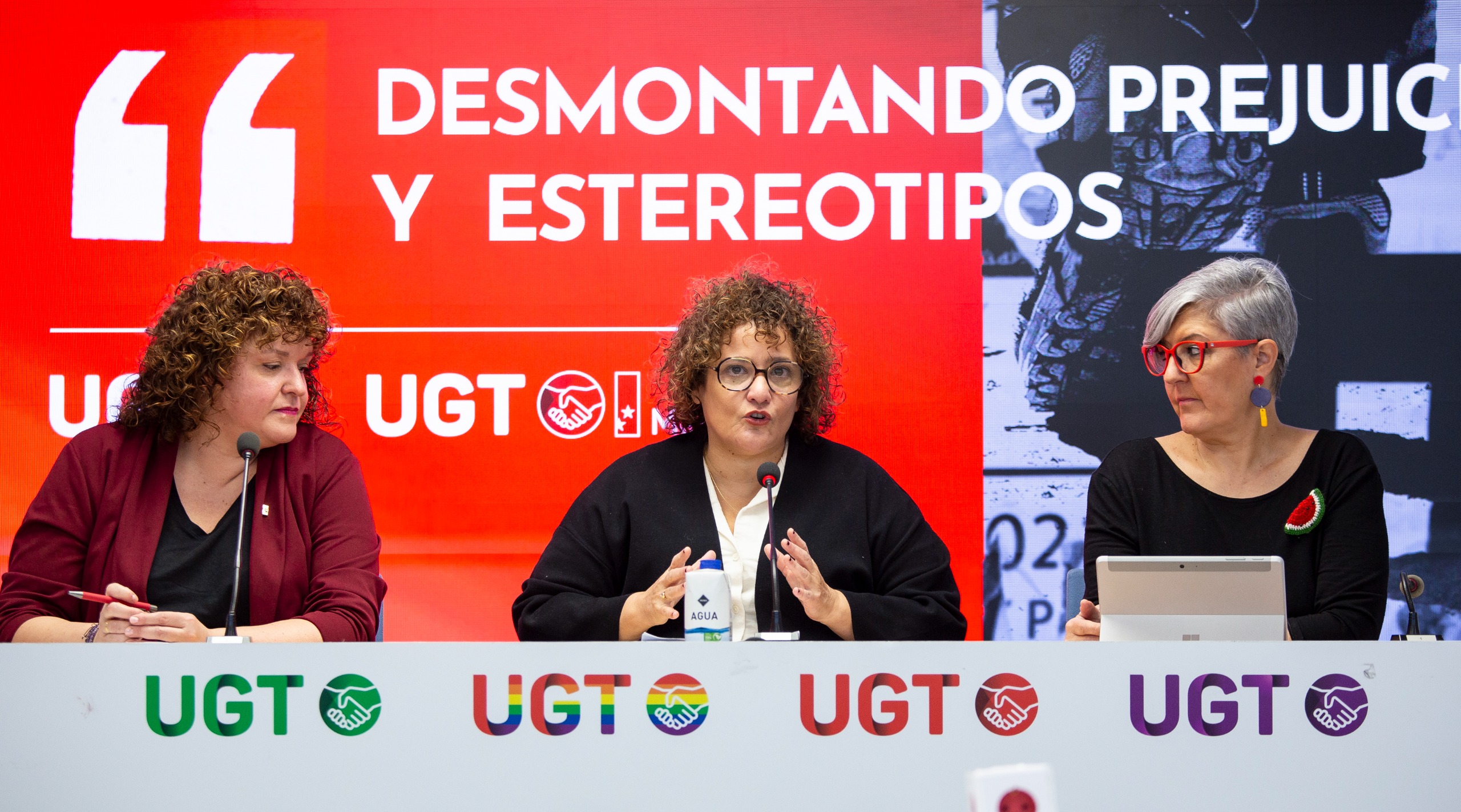 Rueda de prensa presentación informe