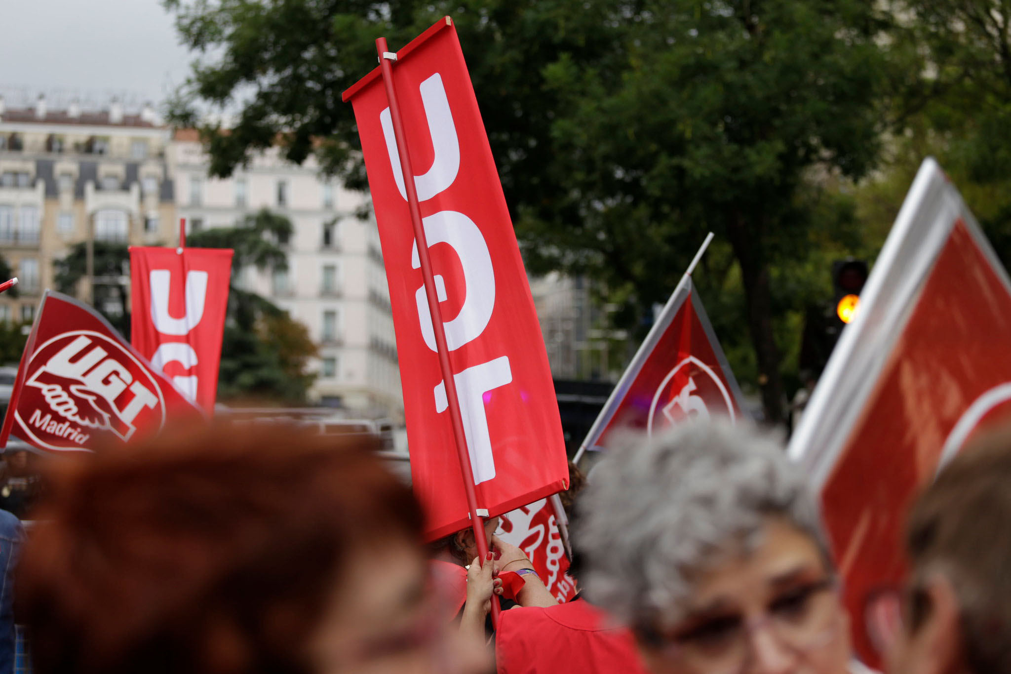 Bandera de UGT en manifestación
