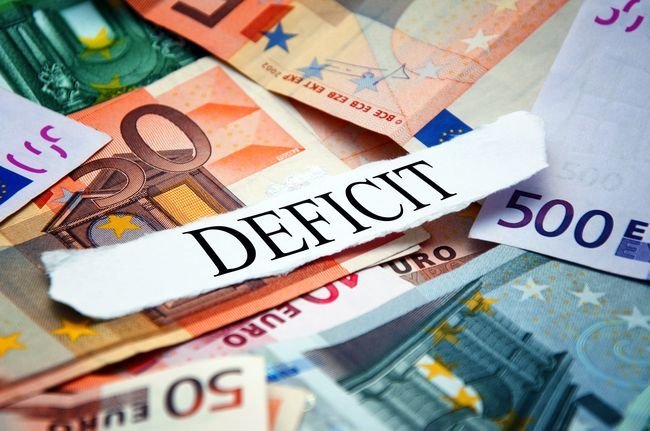 deuda y déficit