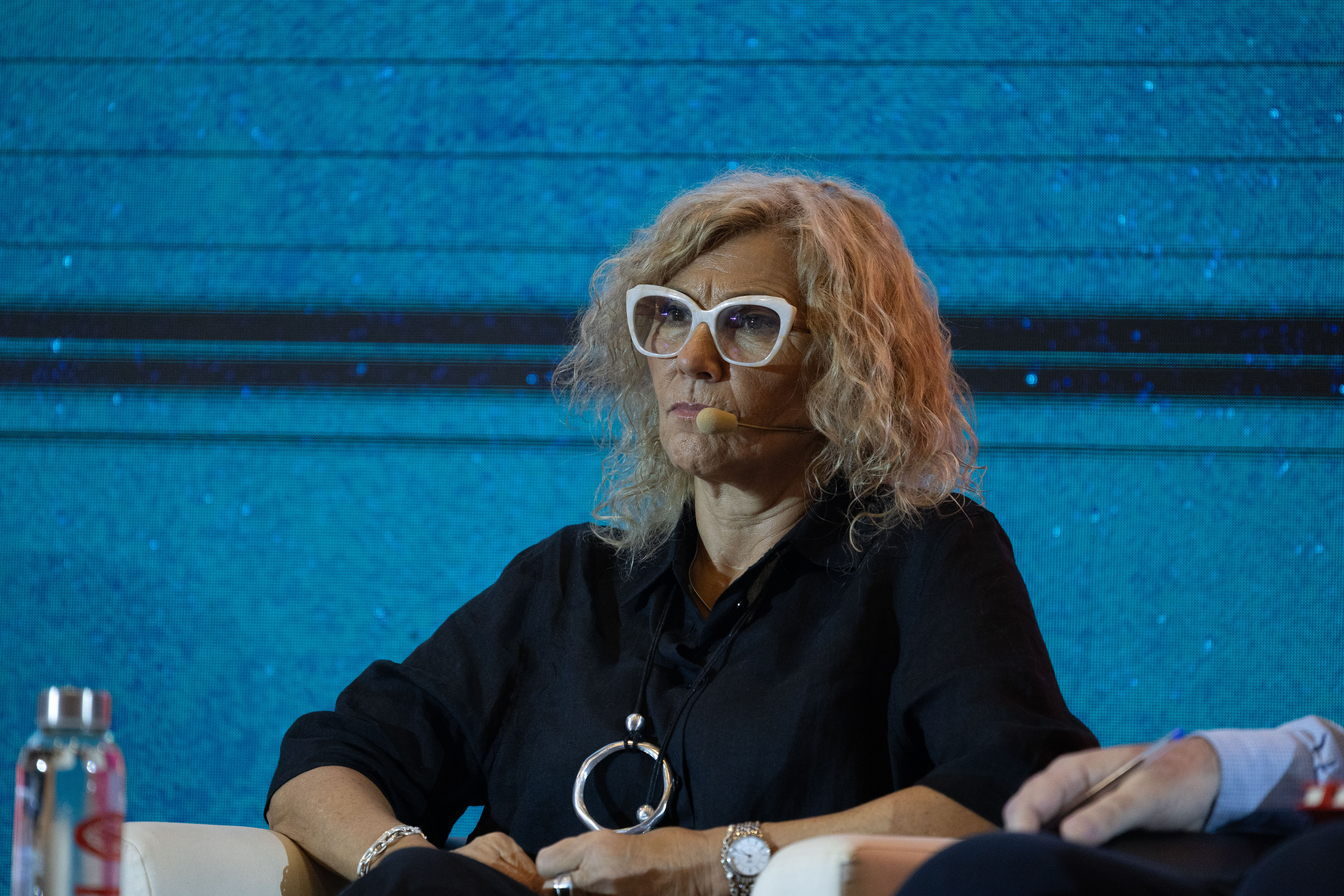 Adriana Alicia Micale,  abogada con orientación en Administración Pública y Profesora de Derecho del Trabajo y Seguridad Social de la Universidad de Buenos Aires. Magister en Prevención y Protección de Riesgos Laborales